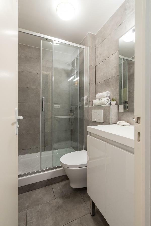 Cosy Malte Apartment Menton Bagian luar foto