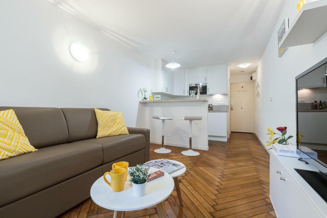 Cosy Malte Apartment Menton Bagian luar foto