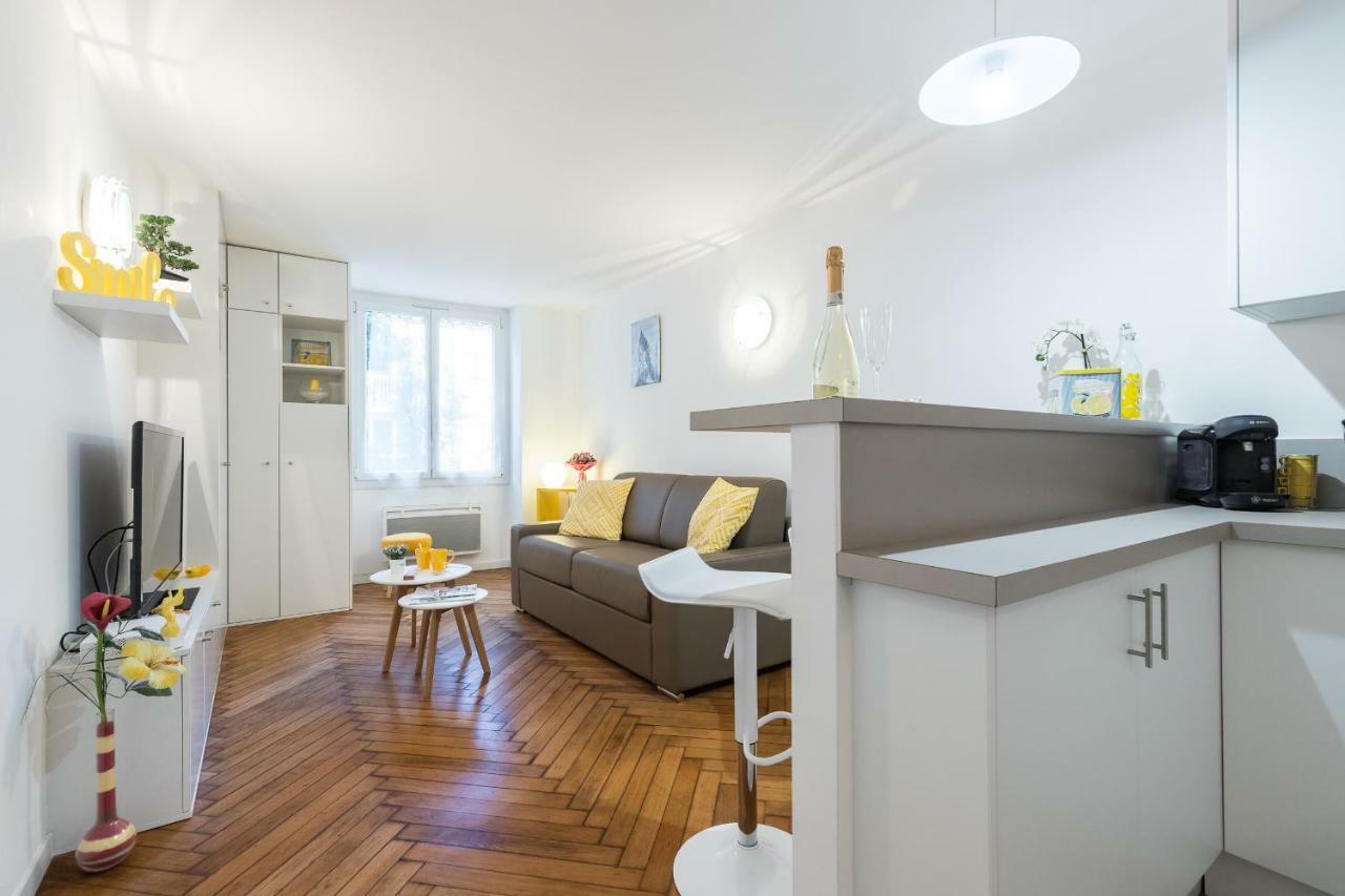 Cosy Malte Apartment Menton Bagian luar foto
